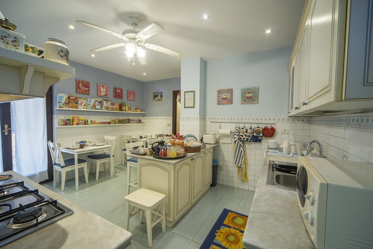 Acomodação com café da manhã  Casale Dell'insugherata